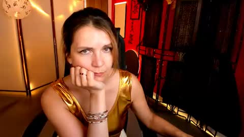 Snapshot of nicolehits chatting on 05-21-26, 01:29 nicolehits online show from 05-21-26, 01:29