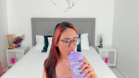 Snapshot of nicoleirisxxx chatting on 02-01-25, 09:54 nicoleirisxxx online show from 02-01-25, 09:54