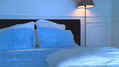 Nicole online show from 02-22-25, 05:55