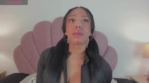 NICOLE online show from 09-26-25, 01:04