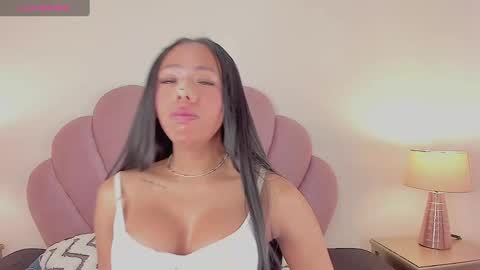 NICOLE online show from 10-08-25, 12:25