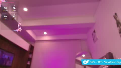 Nicol  online show from 09-21-25, 11:39