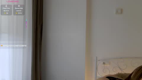 Nicol online show from 04-07-26, 06:36