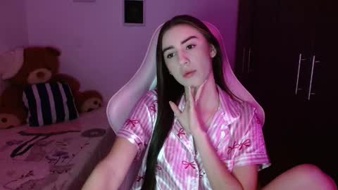 nicoll_28 online show from 02-08-26, 03:43