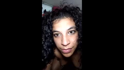 Nicoll Williams online show from 04-25-26, 02:47