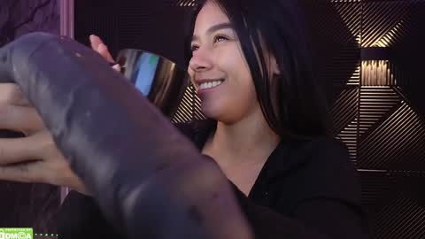 Snapshot of nicollbashel chatting on 12-17-24, 10:12 Nicoll Independent model online show from 12-17-24, 10:12