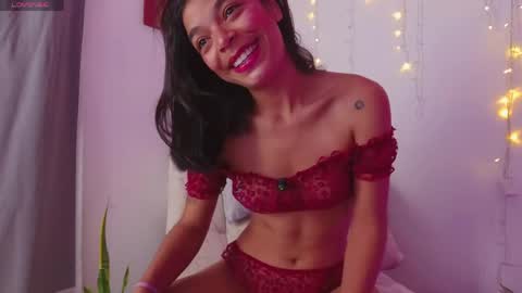 Nicolle online show from 05-20-26, 10:54
