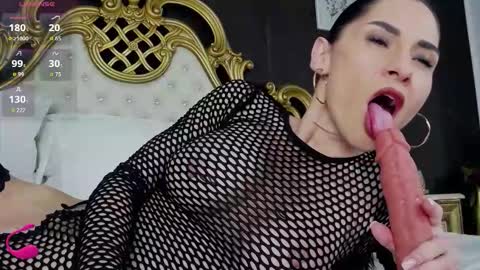 Nicolle online show from 02-06-26, 07:34