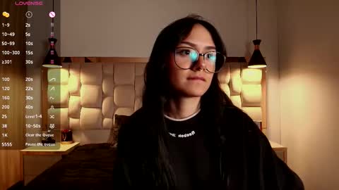 Nicoll  online show from 02-25-26, 01:43