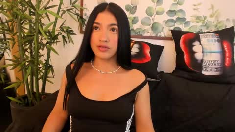 Nicolle Lima online show from 02-28-25, 08:07