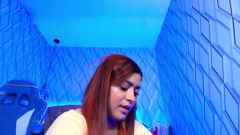 Nicolle Miley online show from 11-15-25, 01:36