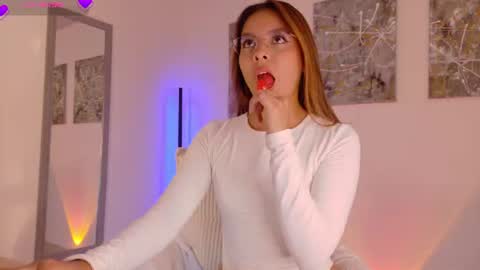 Nicollewest online show from 07-14-26, 10:59