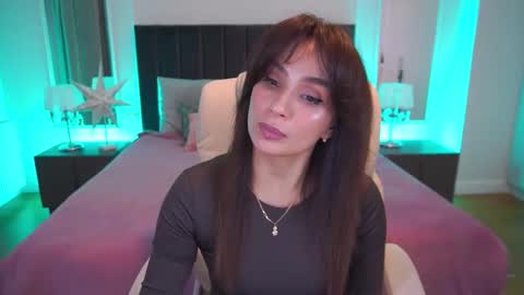 Nicole online show from 02-27-26, 06:57