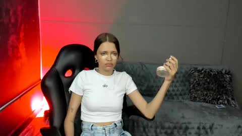 Nicol online show from 12-04-25, 07:44