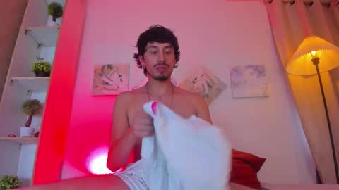 nico online show from 12-18-25, 08:04