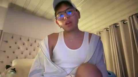 Snapshot of nicoxdulce chatting on 05-11-26, 12:38 nicoxdulce online show from 05-11-26, 12:38