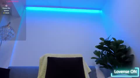 Adine online show from 09-20-25, 05:41