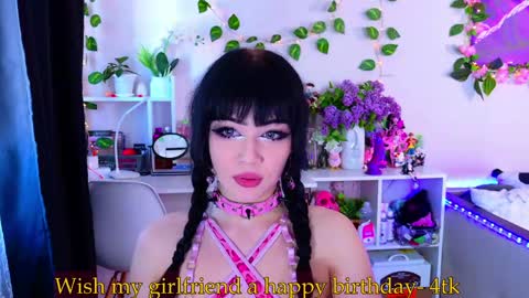 Snapshot of night_angell chatting on 04-27-26, 05:05 Night angel online show from 04-27-26, 05:05