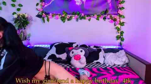 Snapshot of night_angell chatting on 05-04-26, 11:50 Night angel online show from 05-04-26, 11:50