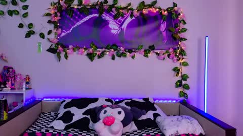 Snapshot of night_angell chatting on 06-01-26, 01:46 Night angel online show from 06-01-26, 01:46