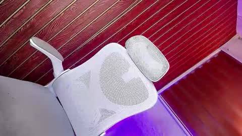 night_crystal1111 online show from 03-19-26, 04:11