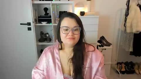 Holly online show from 03-02-26, 07:21