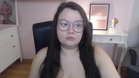 Holly online show from 03-03-26, 07:47