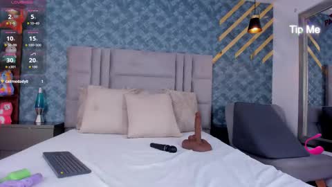 NiiaMoore online show from 09-29-25, 08:46