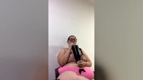 Anni online show from 04-21-26, 03:46