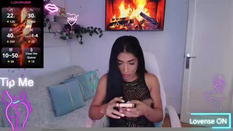 Nicolle Bustamante online show from 02-11-26, 05:40