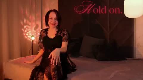 Snapshot of nika_gentle chatting on 06-18-26, 09:14 Nika online show from 06-18-26, 09:14