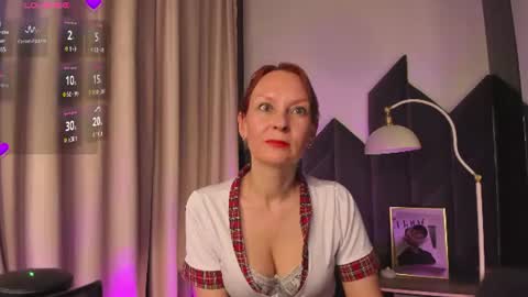 Snapshot of nika_gentle chatting on 07-11-26, 05:43 Nika online show from 07-11-26, 05:43