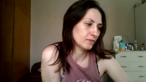 Snapshot of nika_smily chatting on 07-10-26, 05:45 nika_smily online show from 07-10-26, 05:45