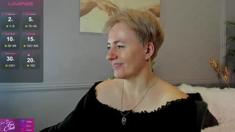 Snapshot of nika_smit chatting on 01-03-25, 12:52 Nika online show from 01-03-25, 12:52
