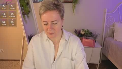 Snapshot of nika_smit chatting on 05-17-26, 05:27 Nika online show from 05-17-26, 05:27