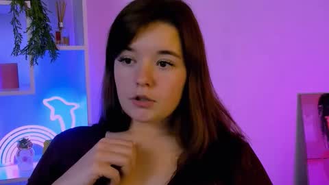 Snapshot of nika_still chatting on 10-19-25, 01:56 Little  Angel online show from 10-19-25, 01:56