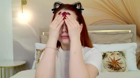 Nika online show from 12-18-25, 03:01