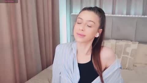Nika online show from 05-31-26, 02:09