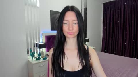 NikaLewis online show from 01-15-26, 04:39