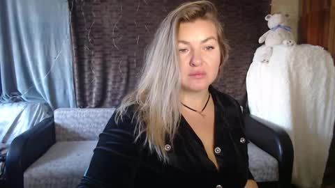 Nika online show from 10-08-25, 04:21