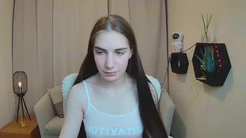Snapshot of nikastarkk chatting on 05-12-26, 06:49 nikastarkk online show from 05-12-26, 06:49