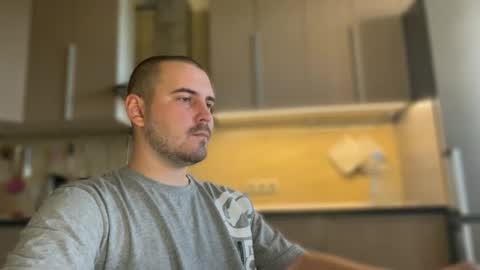 Nick online show from 09-08-25, 03:11