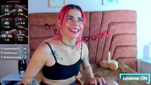 Snapshot of niki_santana chatting on 02-15-25, 04:25 niki online show from 02-15-25, 04:25