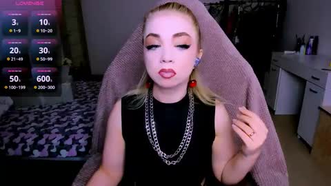 nikigoddesss online show from 05-06-26, 07:57