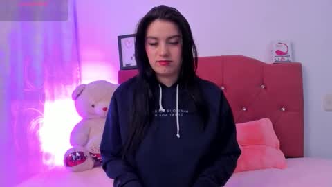 Nikii  online show from 10-11-25, 09:35