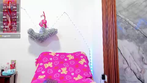 Snapshot of nikitaa20 chatting on 06-16-26, 10:40 nikita online show from 06-16-26, 10:40