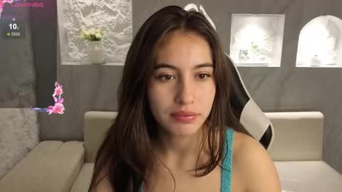 Online 2200 to 600 online show from 11-22-25, 03:16