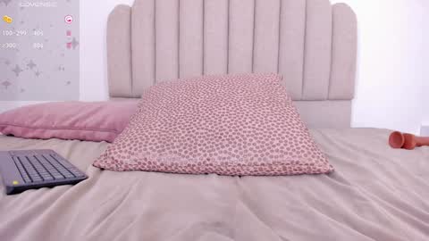 Snapshot of nikki_angel_ chatting on 01-26-25, 10:13 NIkki Angel online show from 01-26-25, 10:13