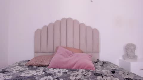 Snapshot of nikki_angel_ chatting on 01-30-25, 11:34 NIkki Angel online show from 01-30-25, 11:34