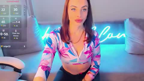 Snapshot of nikki_blondiee chatting on 03-21-26, 08:41 nikki_blondiee online show from 03-21-26, 08:41
